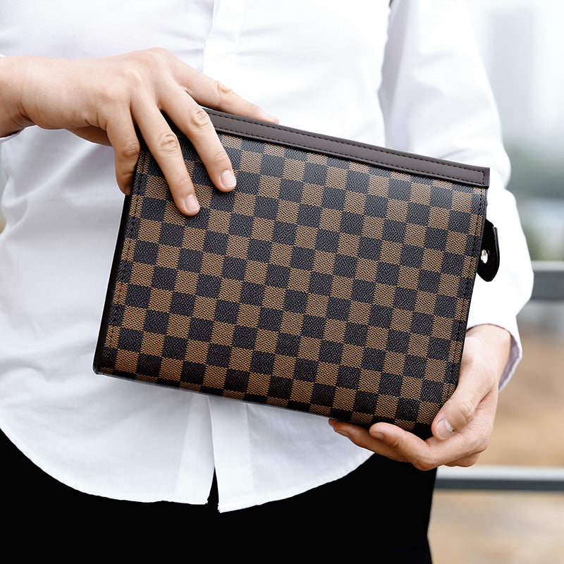 Checker Clutch